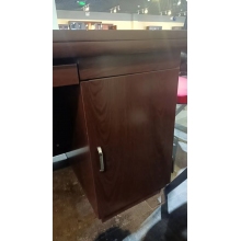 辦公桌椅
